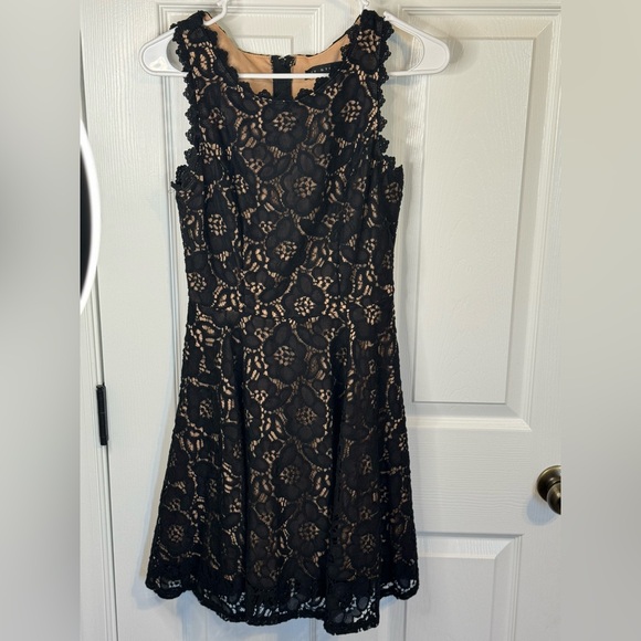 cocktail dress size small - Picture 2 of 2
